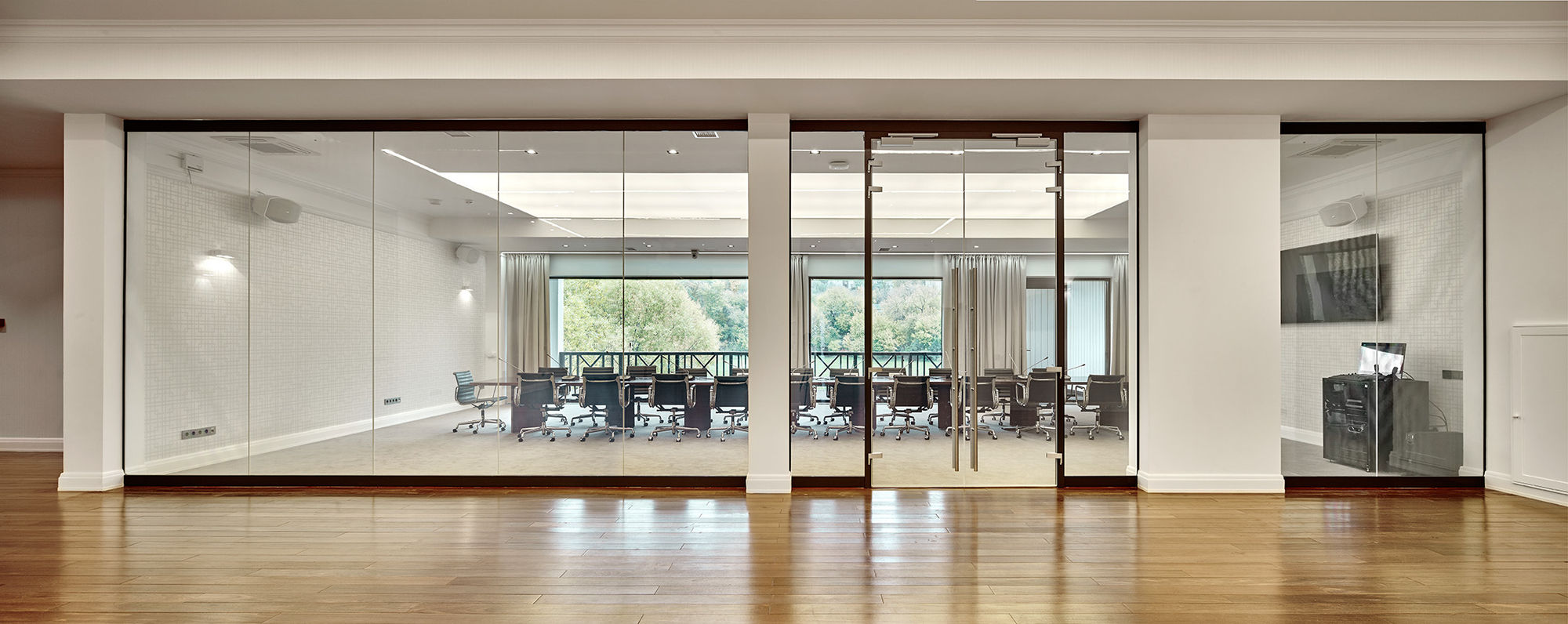 Photo Glass partitions UALCOM-Crystal