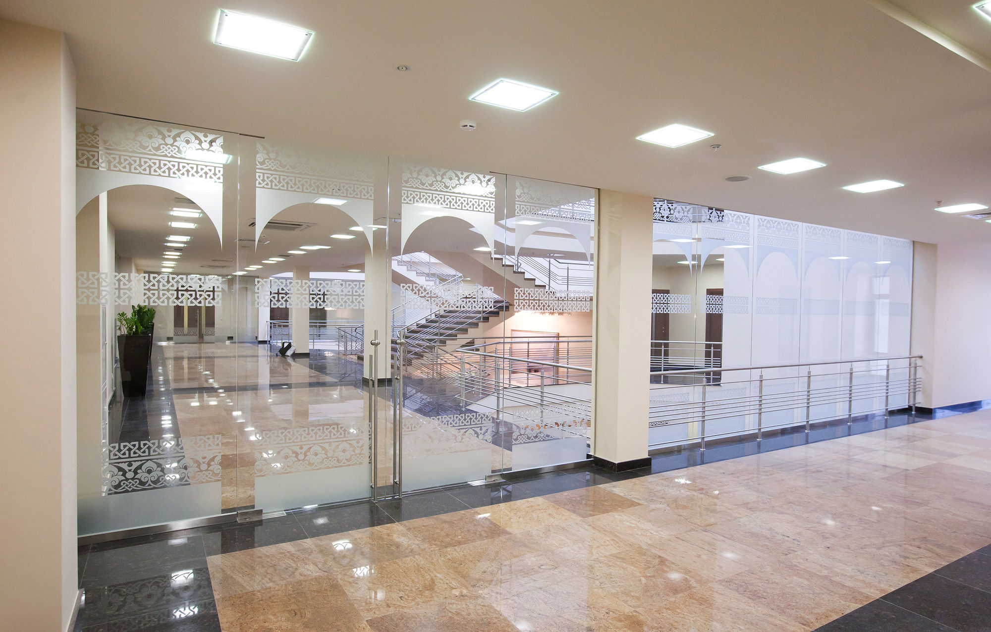 Photo Glass partitions UALCOM-Crystal