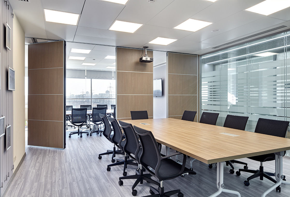 Photo Deaf sliding partitions UALCOM Hufcor