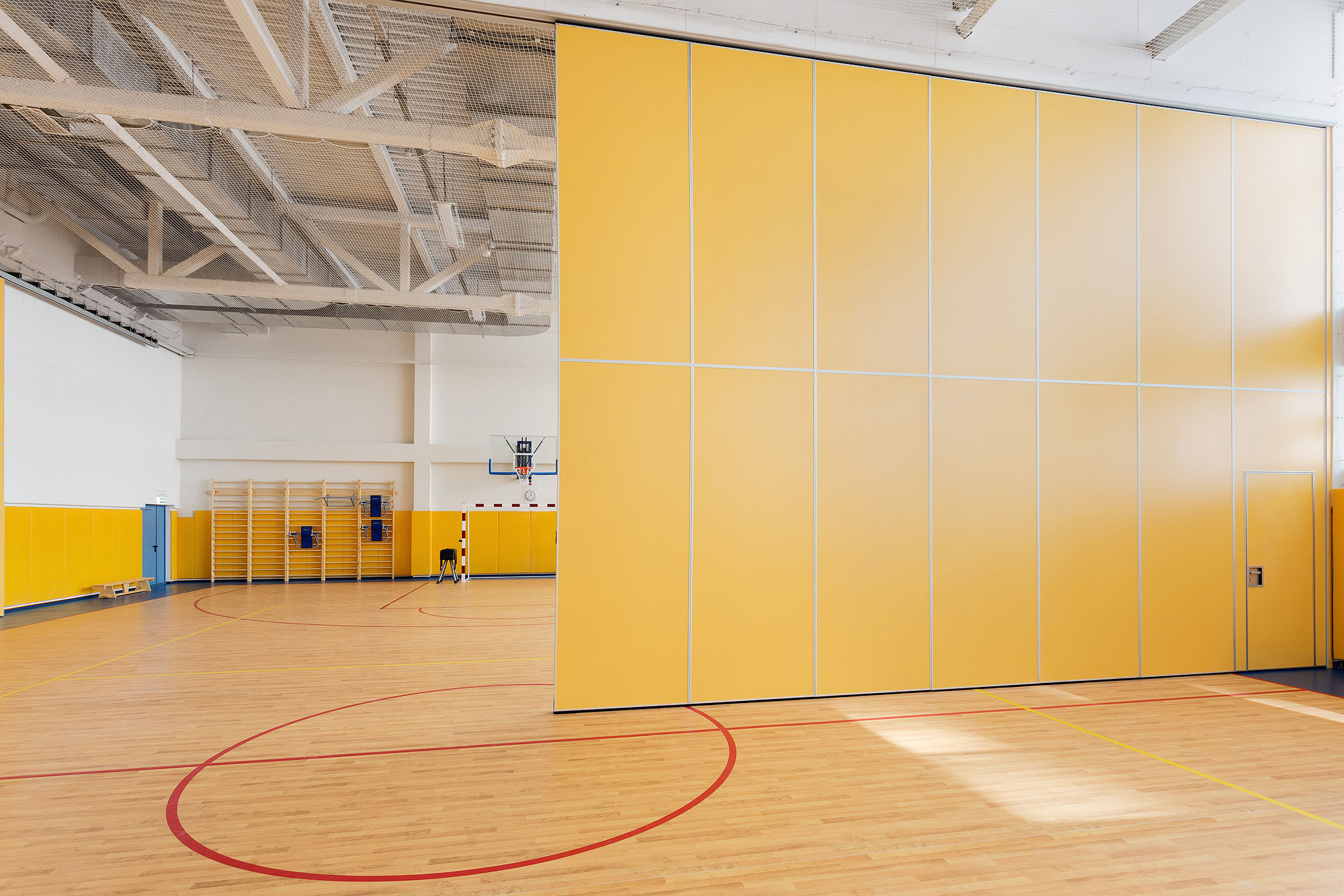 Photo Deaf sliding partitions UALCOM Hufcor