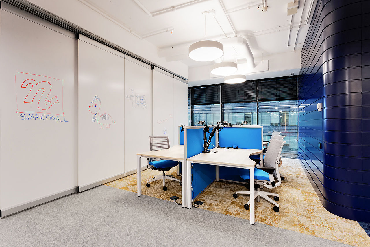 Photo Deaf sliding partitions UALCOM Hufcor