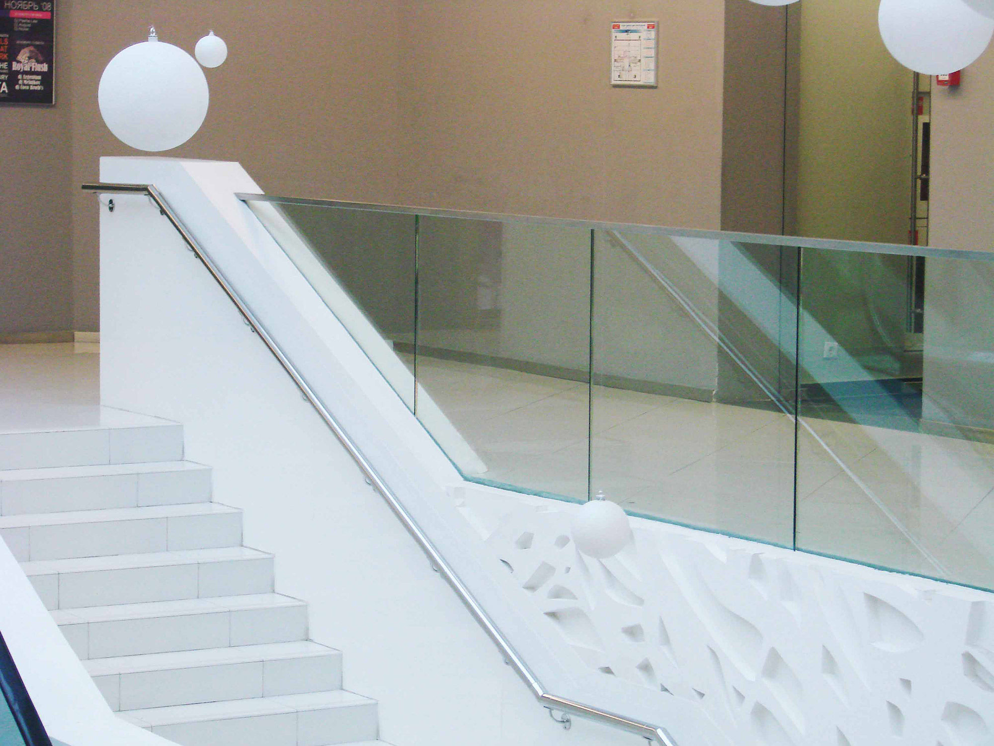 Photo UALCOM-Parapetto Railing System