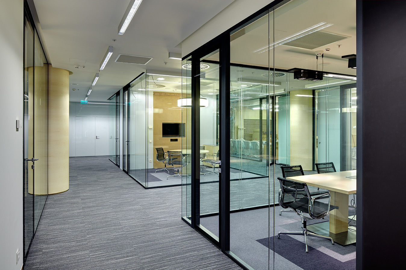 Photo Soundproof doors UALCOM-Magic