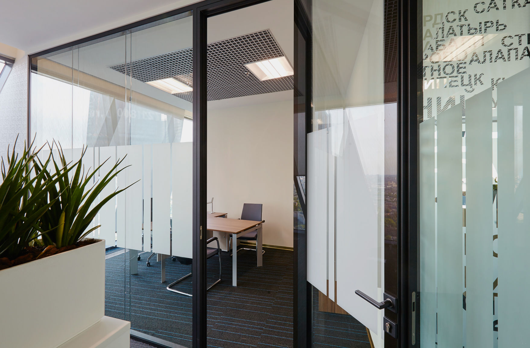 Photo Soundproof doors UALCOM-Magic