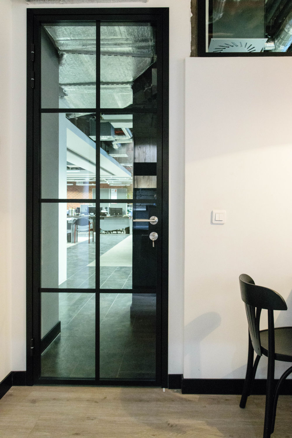 Photo Doors UALCOM-Quadro