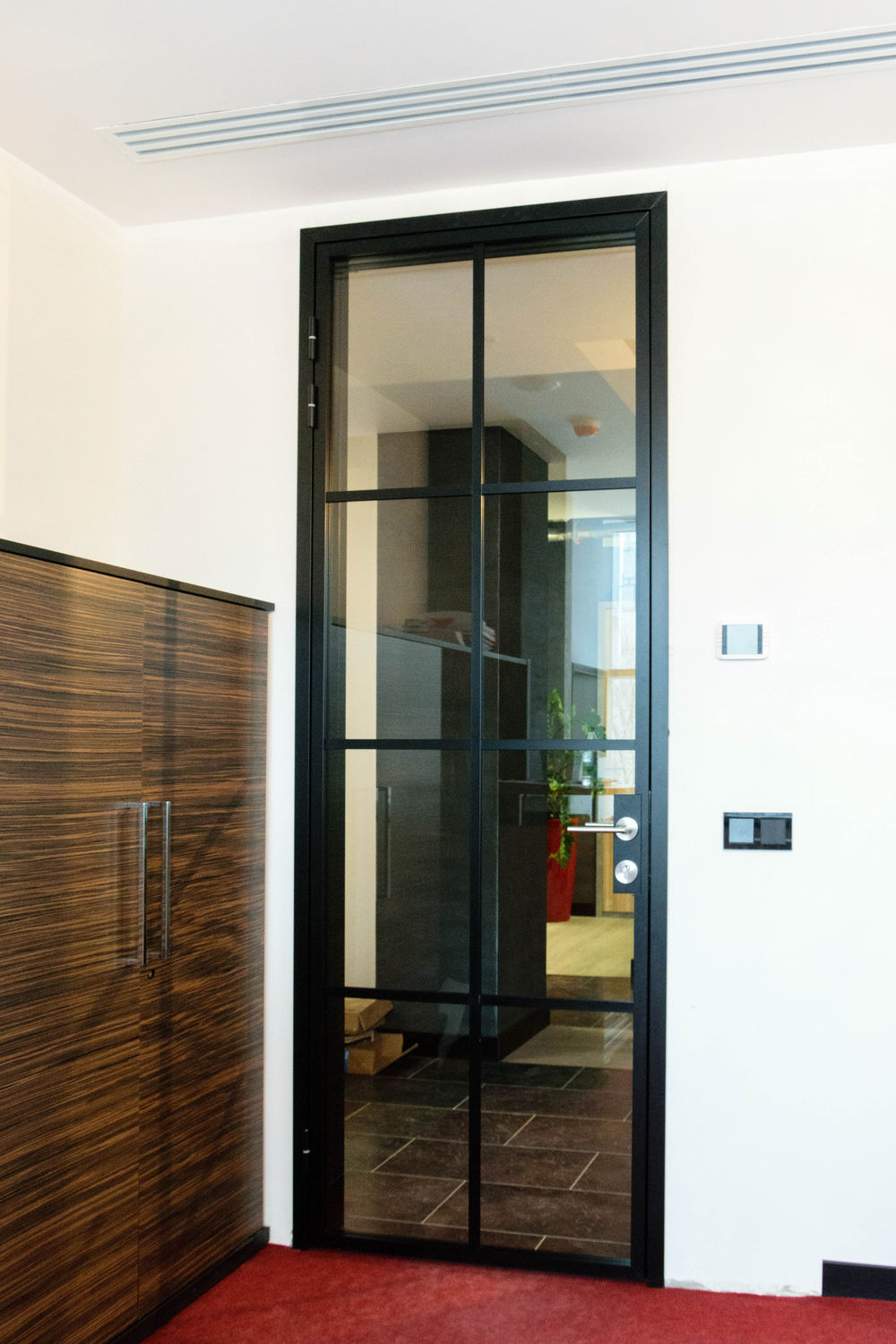 Photo Doors UALCOM-Quadro