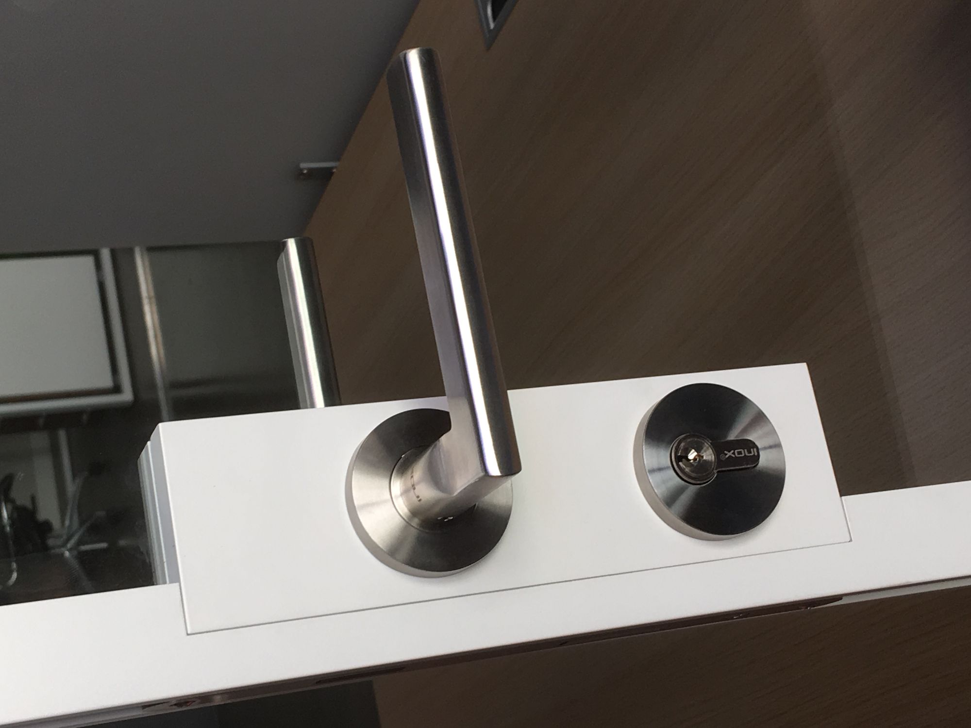 Photo Doors UALCOM-Quadro