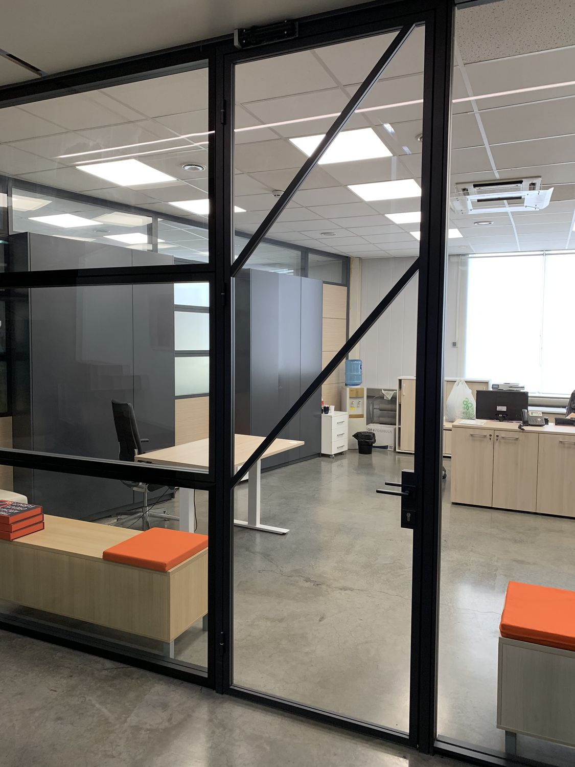 Photo Doors UALCOM-Quadro