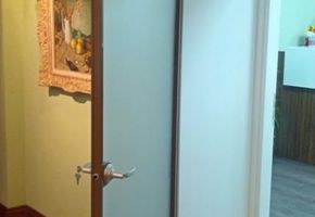 UALCOM помогла реализовать студии “A7Design” стандартное решение по оформлению дверного проёма