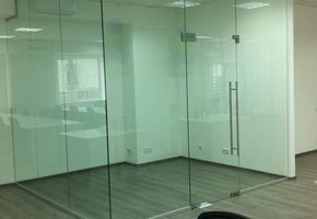 UALCOM specialists have designed a new Trade24 office.