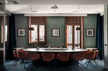 Incredibly stylish work was carried out by UALCOM together with the Architectural Studio of Roman and Dmitri Selukiv.