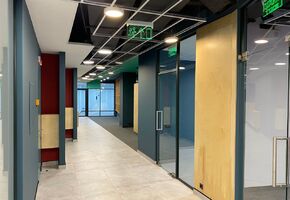 The input group is made in the UALCOM-Standard system.