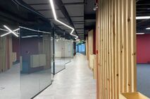 The input group is made in the UALCOM-Standard system.