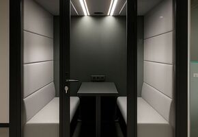 EXPRESSSPLATA chose UALCOM acoustic booths for its office in Kyiv