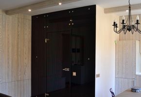 UALCOM-Crystal in project Private apartments