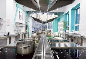 UALCOM-Crystal in project Culinary Academy Hector Bravo