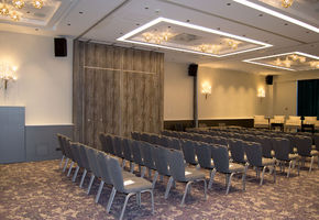 Operable partitions in project UALCOM took part in the design of the conference hall of the Radisson Blu Hotel.