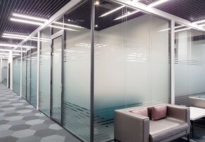 UALCOM-Twin in project UALCOM has completed the creation of a stylish office for the biggest advertising giant GroupM.