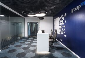 UALCOM-Twin in project UALCOM has completed the creation of a stylish office for the biggest advertising giant GroupM.