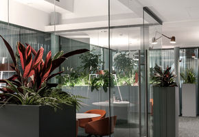 UALCOM-Twin in project Incredibly stylish work was carried out by UALCOM together with the Architectural Studio of Dmitri and Roman Selukiv.