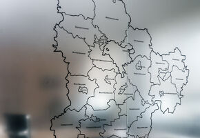 UALCOM-Twin in project The classic design of the office space for a dealer of world manufacturers of agricultural machinery.