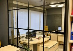 UALCOM-Crystal in project Engineering company office